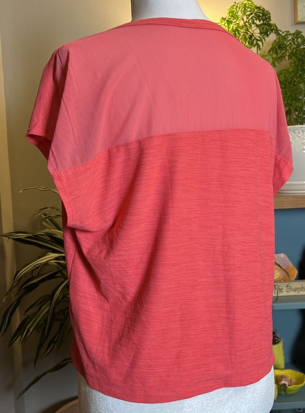 Womens Old Navy Active Top Loose Breathable Coral Sheer Mesh Back Tee Flowy Gym